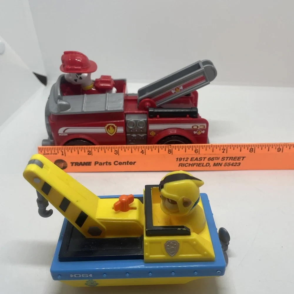 PAW Patrol‎ Marshall Figure & Fire Truck Vehicle And Swimways Rubble Rescue Boat